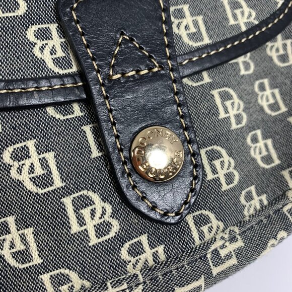 Dooney Bourke Black/Ivory Leather Trim Pouch Bag Wristlet Duck Logo EUC - Picture 8 of 10